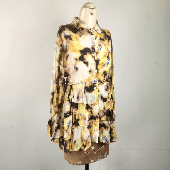 Krista Larson | Wearable Art | Button Up - Picture 13 of 16